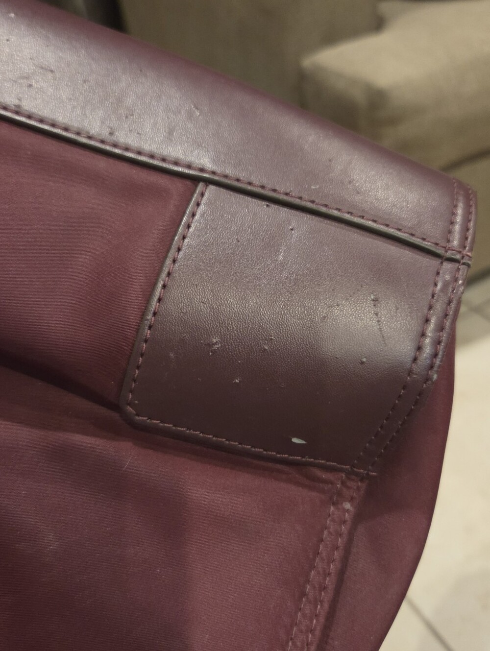 Tory Burch Deep Burgundy Logo Tote Preloved - Picture 3 of 7